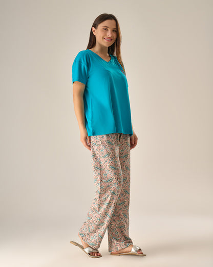 Lounge set with printed pants