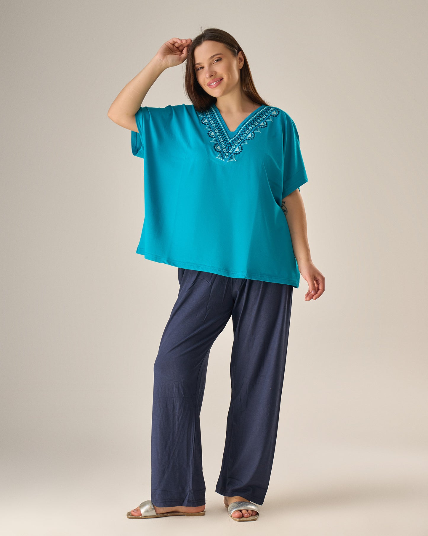 Elegant embroidery pyjama
